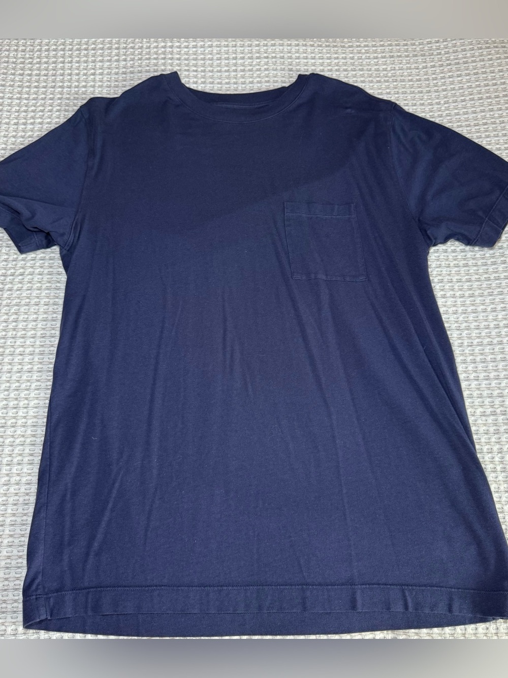 Fabletics The 24-7 Pocket Tee Shirt Mens Medium Short Sleeve Crew Neck Navy Blue - Picture 1 of 6